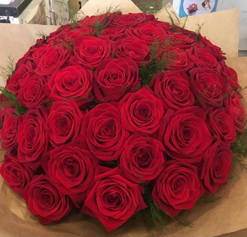 50 best luxury red roses – buy online or call 020 8658 5633